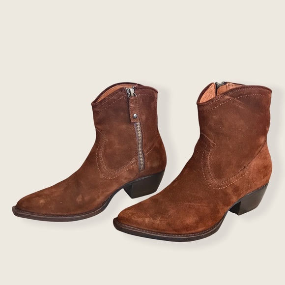 Frye Sacha Short Brown Suede Cowboy Ankle Bootie - Picture 9 of 14